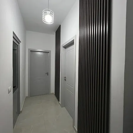 Grand Blue Lux Hotel Sarandë